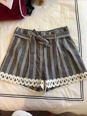 High-Waist Gray Striped Tie-Front Shorts with White Loop Trim